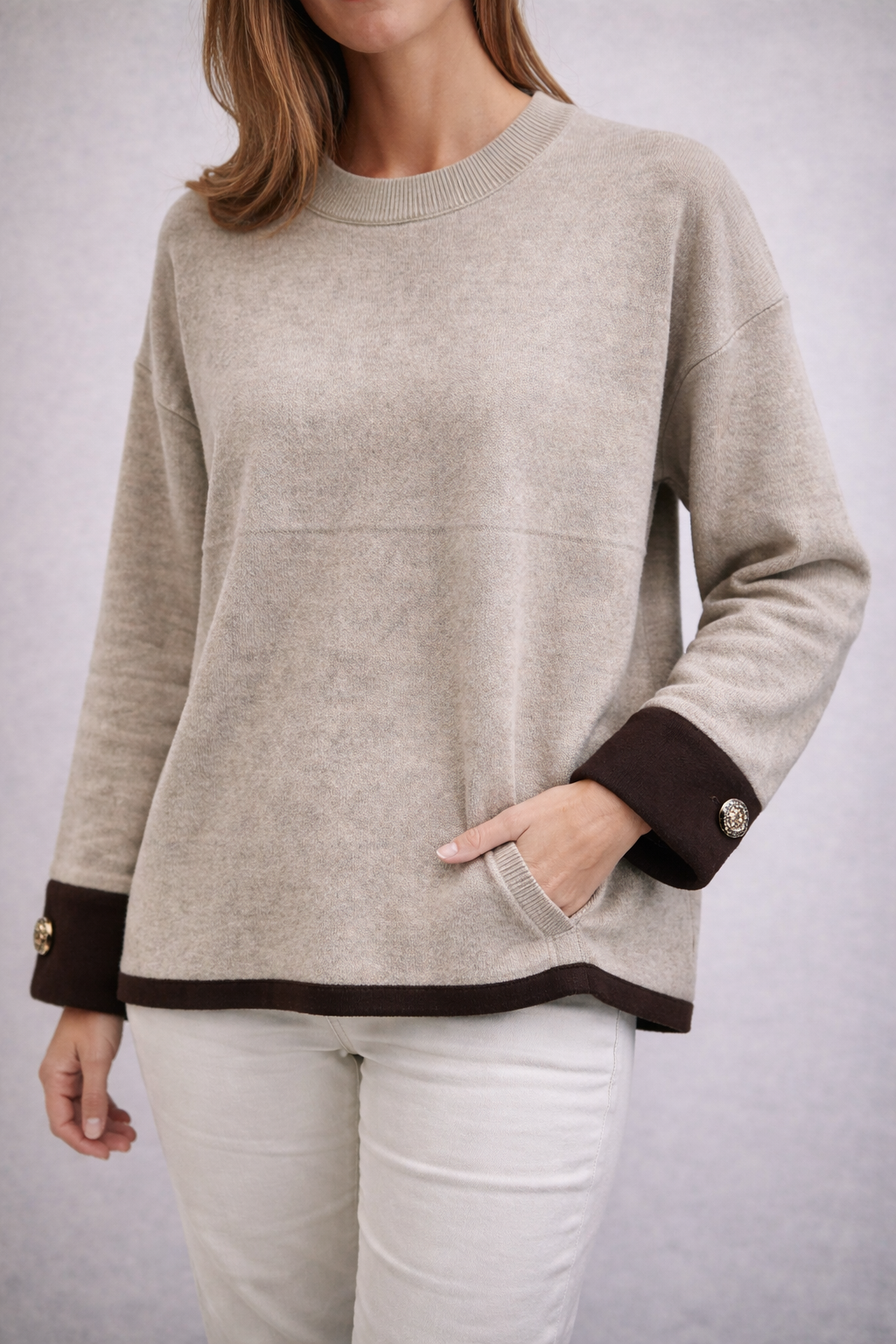 Maglione con Bottone al Polso