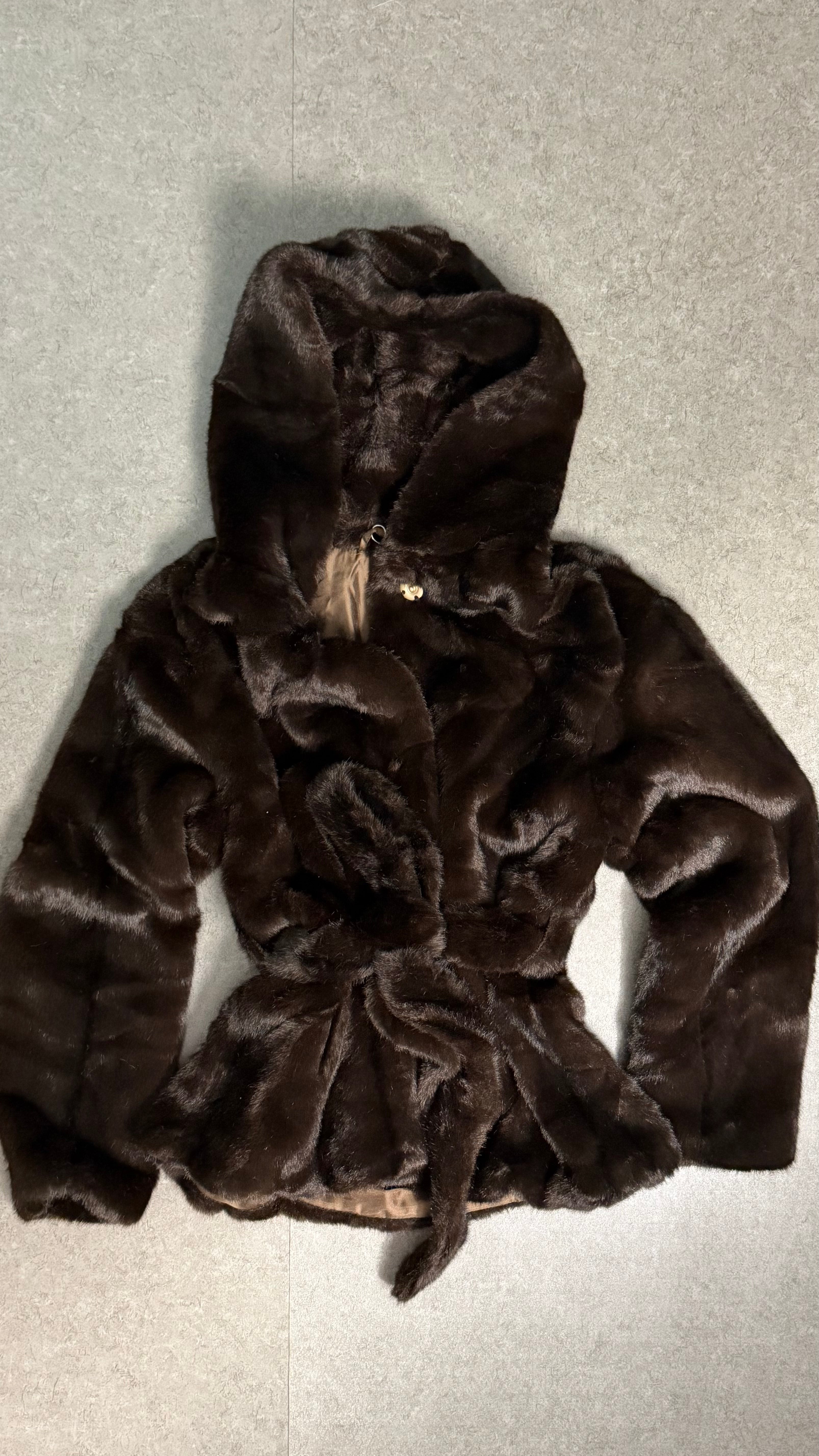 Pelliccia effetto Dark Coffee