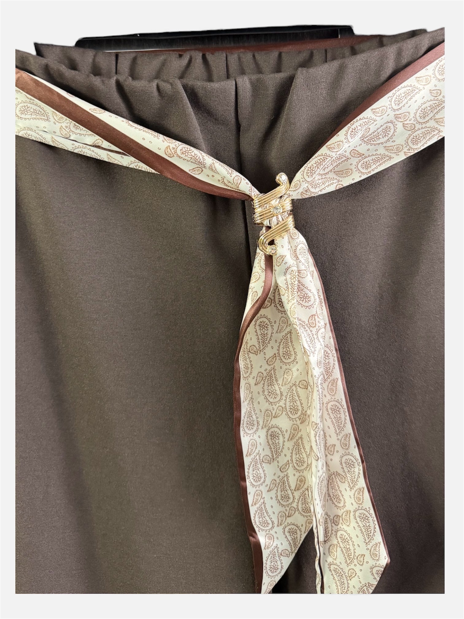 Pantalone con Risvolto e Foulard Made In Italy